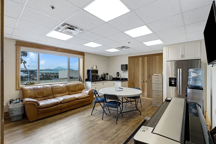 More Photos Of 2605 W 1st St, Tempe Warehouse For Sale