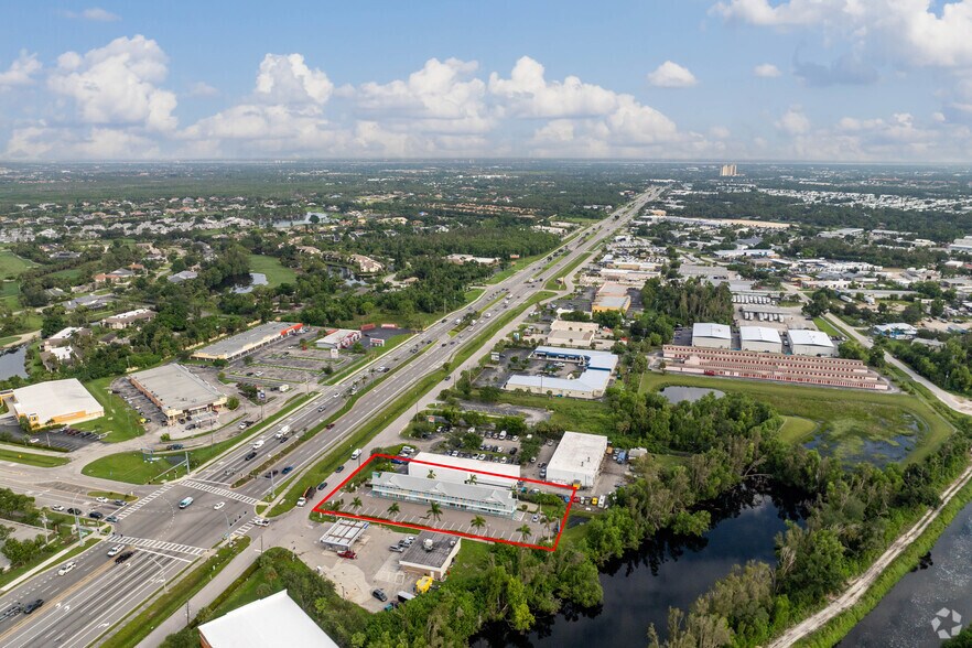 More Photos Of 16387 S Tamiami Trl, Fort Myers Storefront Retail Office For Sale
