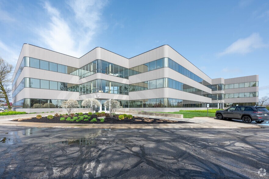 Primary Photo Of 2601 Fortune Cir E, Indianapolis Office For Lease