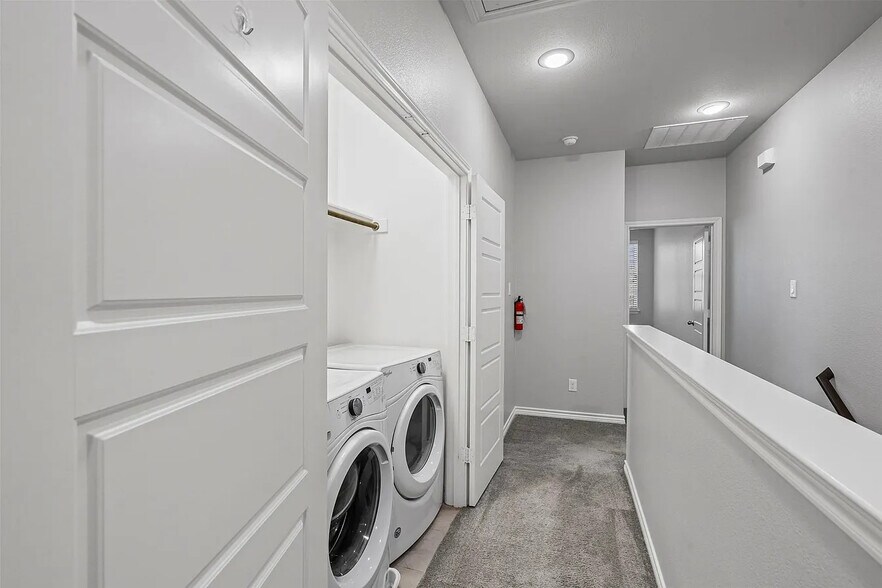 More Photos Of 2611 McCart Ave, Fort Worth Apartments For Sale