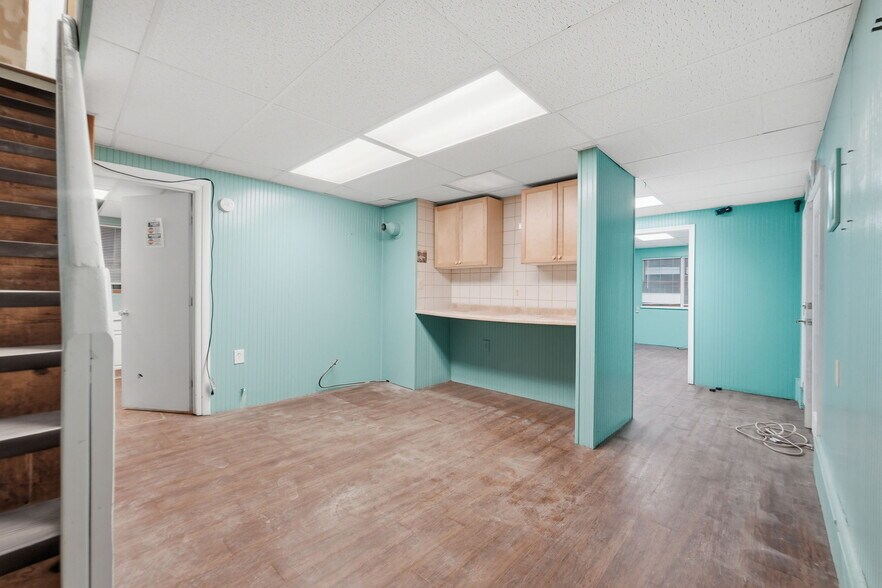 More Photos Of 1008 W Central Ave, Davidsonville Freestanding For Lease