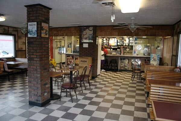 More Photos Of 289 S Washington St, Ripley Fast Food For Sale