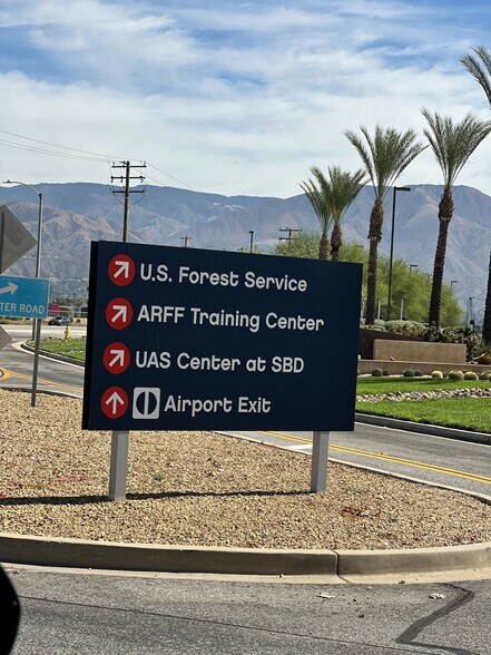 More Photos Of 115 N Del Rosa Dr, San Bernardino Warehouse For Lease