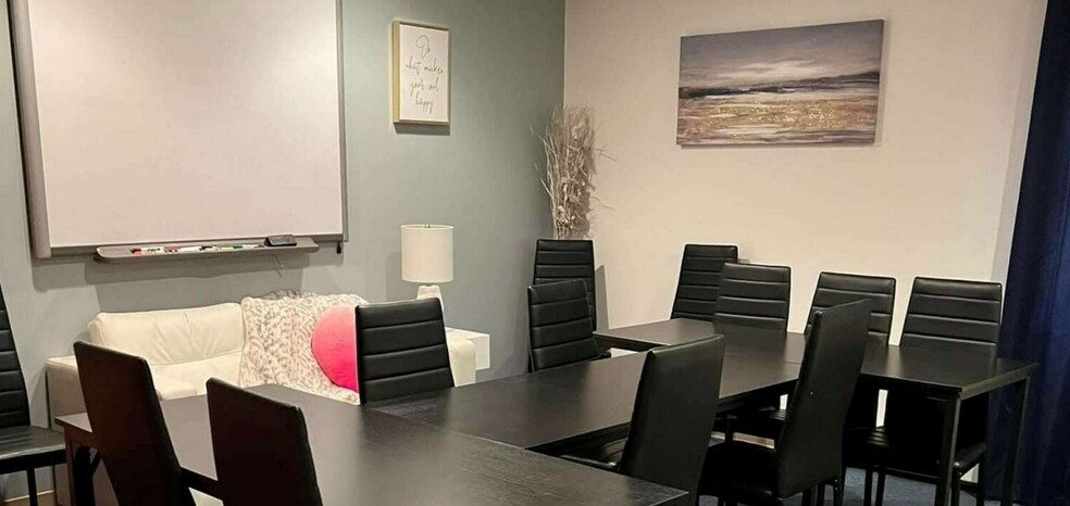 More Photos Of 50 King St, Torrington Office For Sale