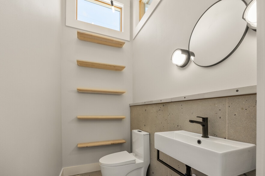 More Photos Of 1107 Cherry St, San Antonio Multifamily For Sale