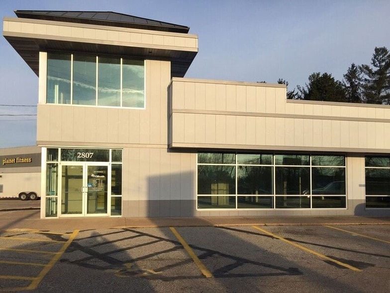 More Photos Of 2807 Lake Michigan Dr NW, Grand Rapids General Retail For Lease