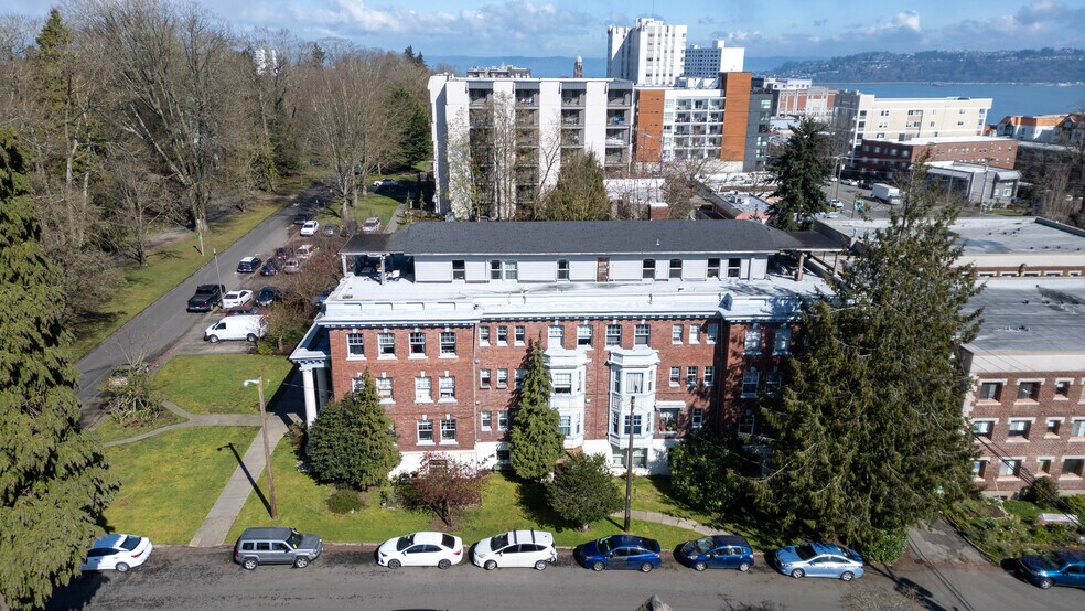 More Photos Of , Tacoma Multifamily For Sale