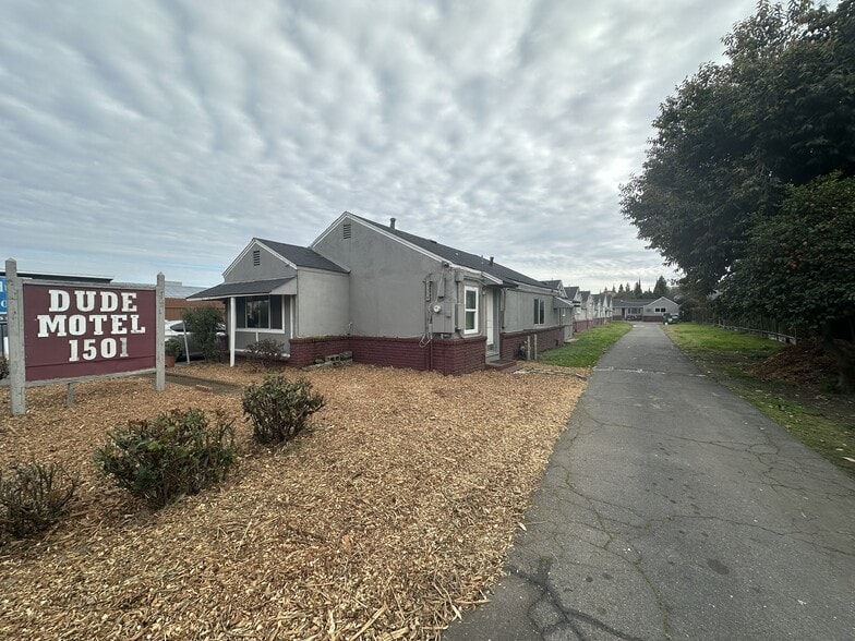 More Photos Of 1501 W Capitol Ave, West Sacramento Hotel For Sale