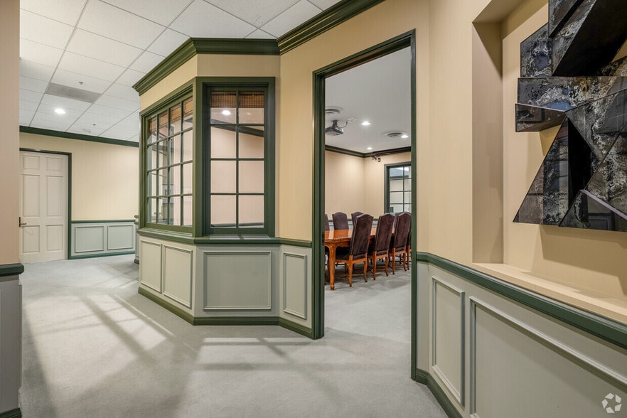 More Photos Of 9150 Wilshire Blvd, Beverly Hills Medical For Sale