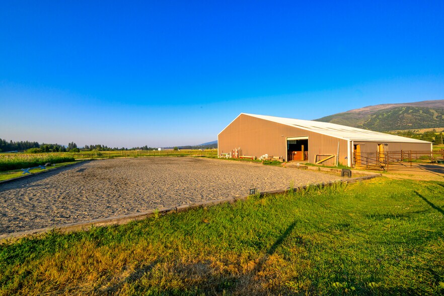 More Photos Of 5228 Gardner Ln, Florence Horse Stables For Sale