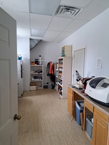 More Photos Of 139 W 3rd St, Chadron Storefront For Sale