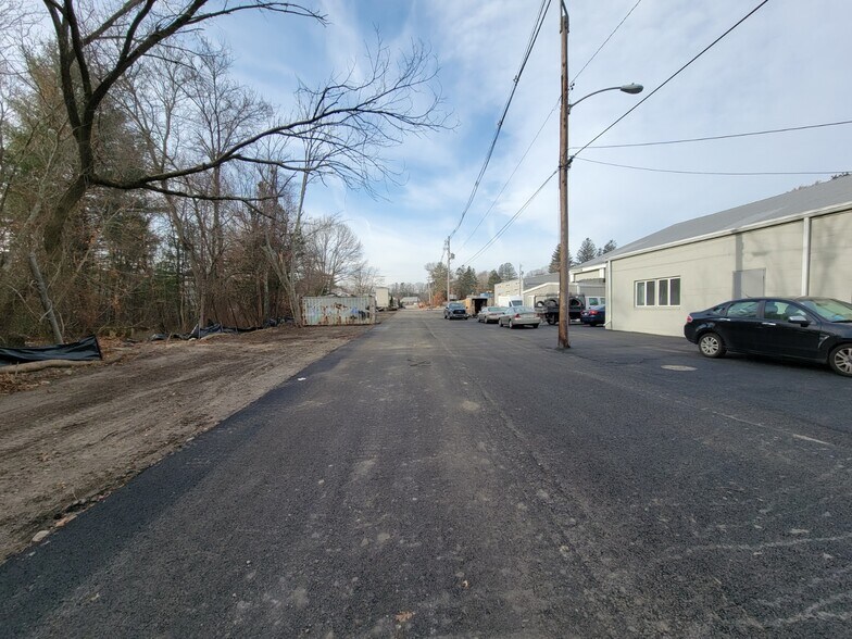 More Photos Of 64 B St, Hanover Warehouse For Lease