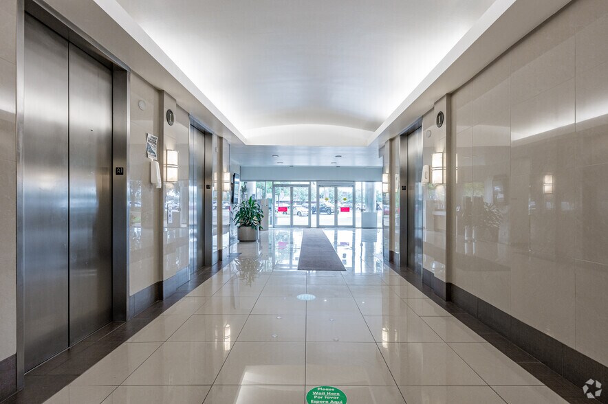 More Photos Of 7610 N Stemmons Fwy, Dallas Office For Lease