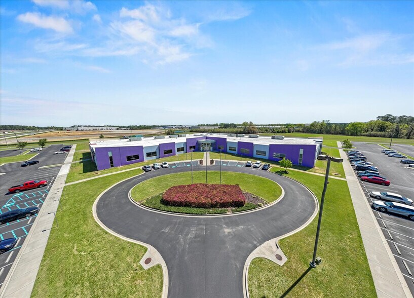 More Photos Of 2701 Alex Lee Blvd, Florence Office For Lease