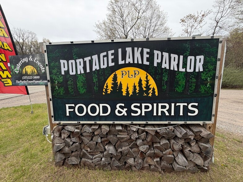Primary Photo Of 12227-12229 Seymour Rd, Grass Lake Restaurant For Sale