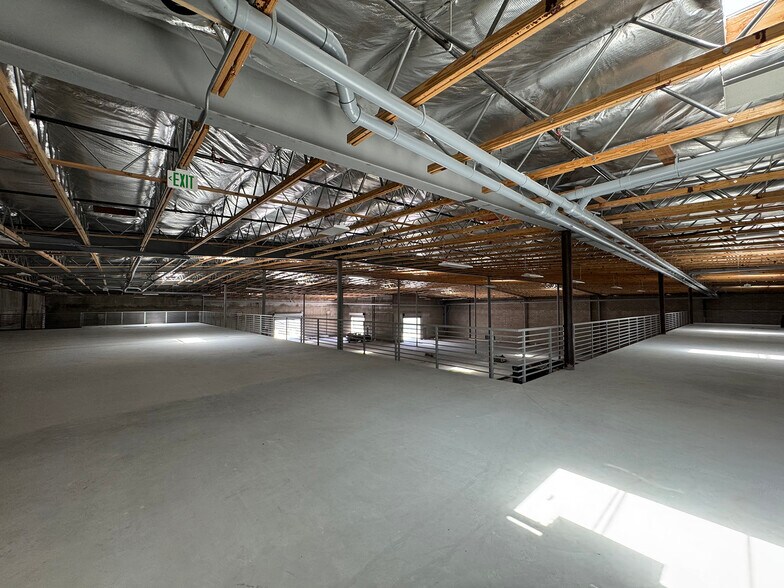 More Photos Of 8730 Crocker St, Los Angeles Industrial For Lease