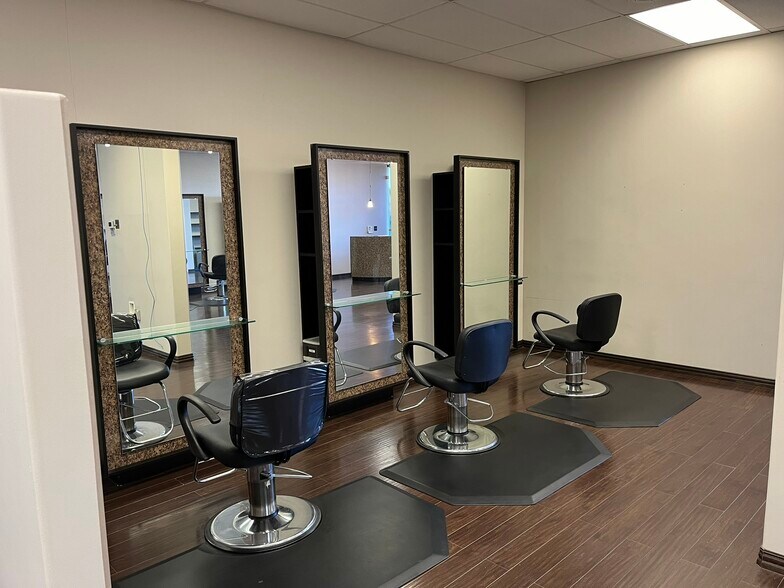 More Photos Of 9522 Huffmeister Rd, Houston Unknown For Sale