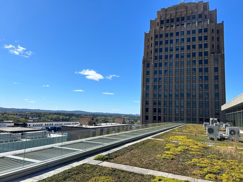 More Photos Of 835 W Hamilton St, Allentown Apartments For Lease