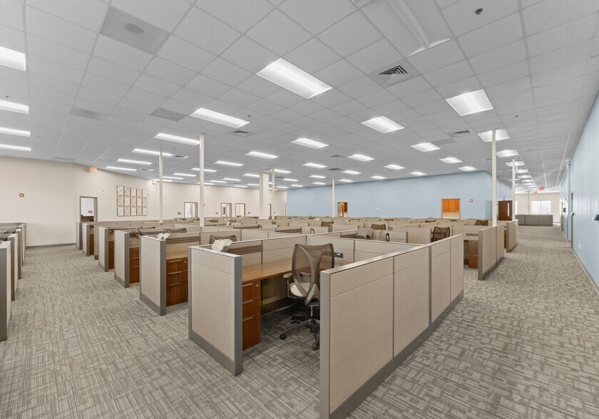 More Photos Of 116 Exmore Rd, Mooresville Office For Lease