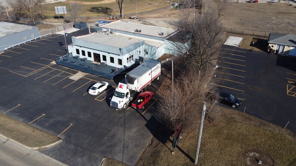 More Photos Of 2816 Route 120, Mchenry Restaurant For Sale