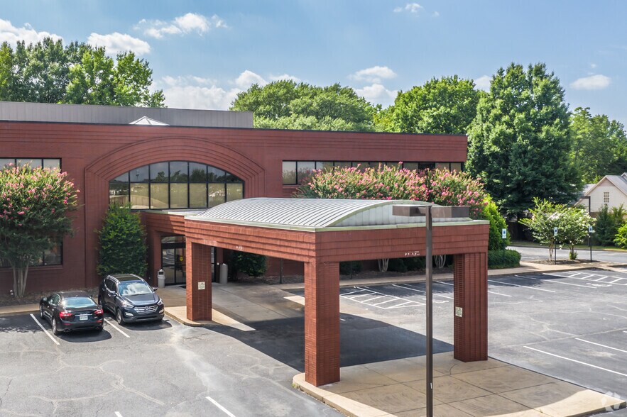 More Photos Of 6570 Stage Rd, Bartlett Medical For Lease