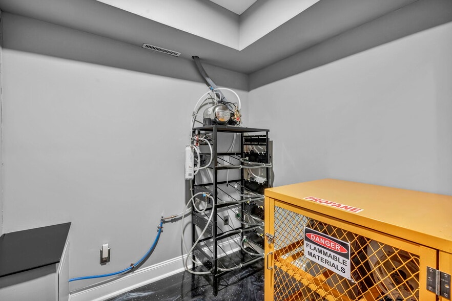 More Photos Of 1025 E Fifth Ave, Columbus Warehouse For Lease