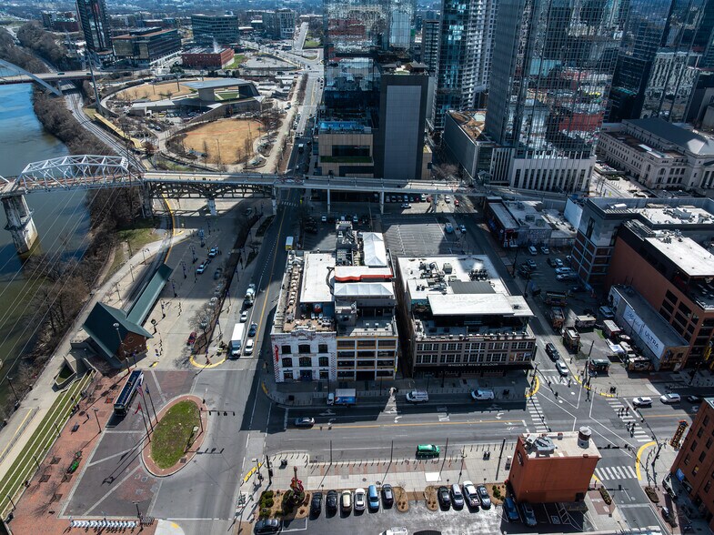 More Photos Of 111 Broadway, Nashville General Retail For Lease