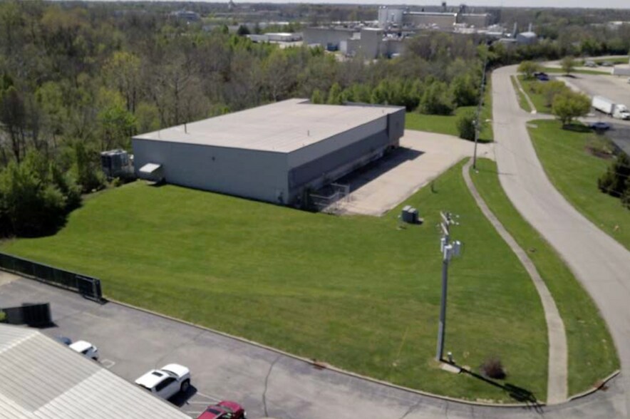 More Photos Of 9215 Brookfield Ct, Florence Distribution For Sale