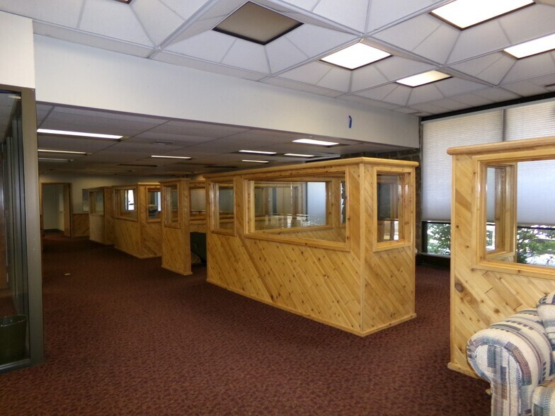 More Photos Of 200 N Center St, Rock Springs Office For Lease