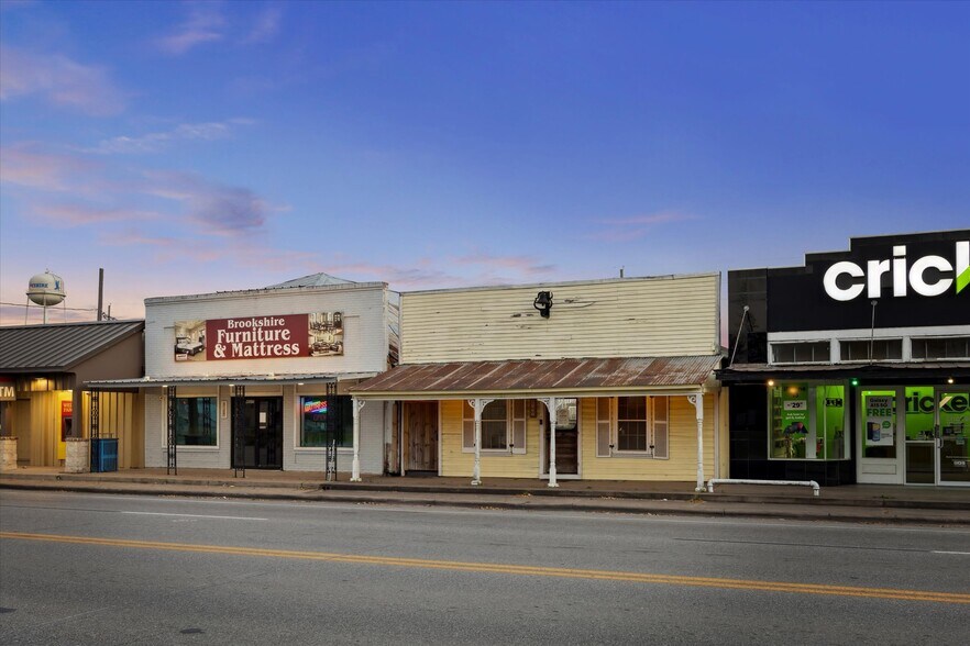 More Photos Of 4111 Highway 90, Brookshire Storefront Retail Office For Sale