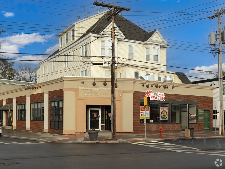 More Photos Of 1625 Union St, Schenectady Apartments For Lease