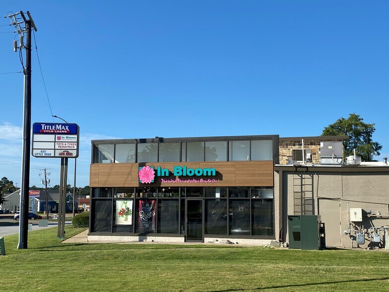 More Photos Of 4311 Little Rd, Arlington Unknown For Lease