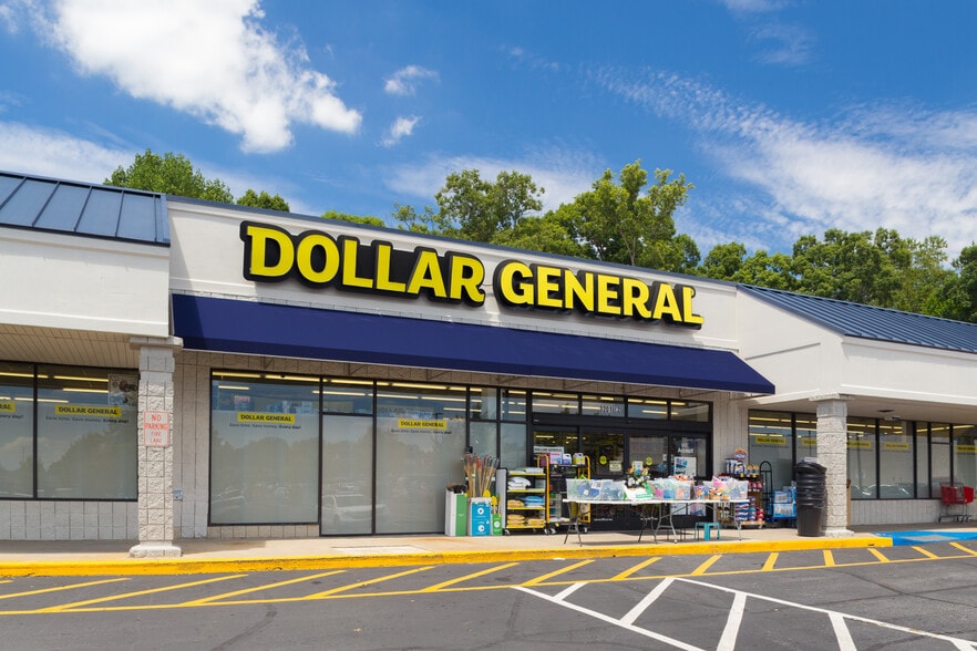 More Photos Of 3201-3209 S Cobb Dr, Smyrna Unknown For Lease