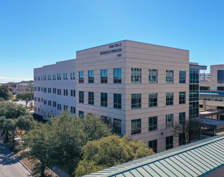 Primary Photo Of 7707 Ewing Halsell Dr, San Antonio Medical For Lease