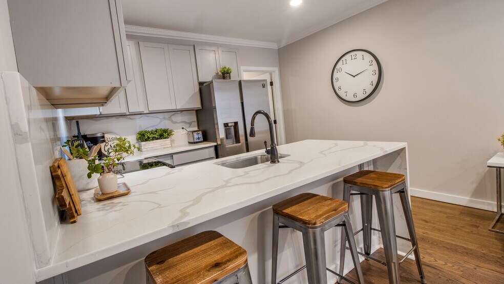 More Photos Of 1414 Pennsylvania Ave SE, Washington Apartments For Sale