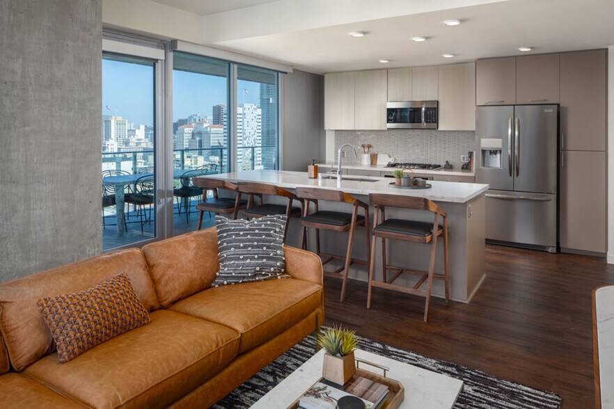 More Photos Of 601 11th Ave, San Diego Apartments For Lease