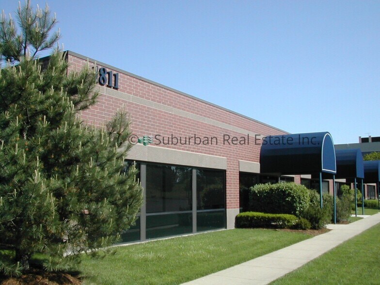 Primary Photo Of 1811-1815 W Diehl Rd, Naperville Office For Sale