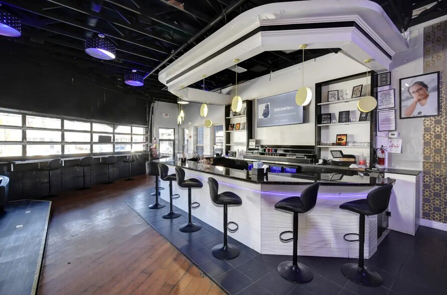 More Photos Of 1578 Bardstown Rd, Louisville Restaurant For Sale