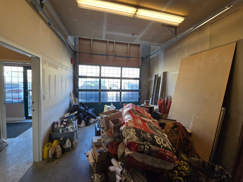 More Photos Of 17957 55th Ave, Surrey Warehouse For Sale