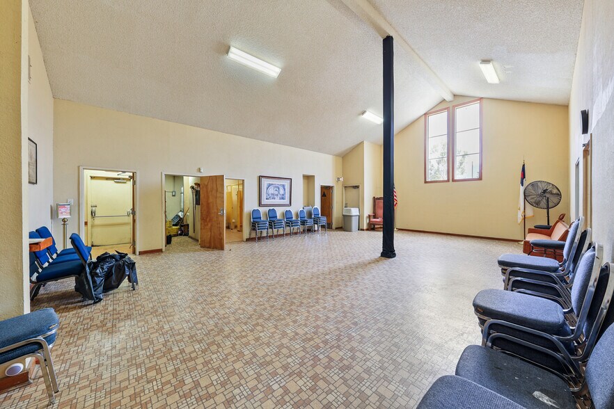 More Photos Of 1415 E Ramsey St, Banning Religious Facility For Lease