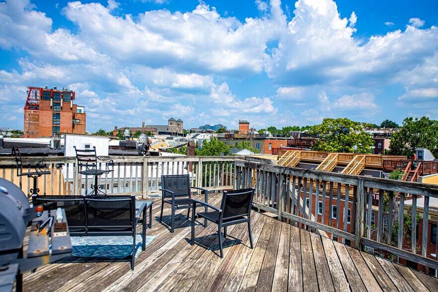 More Photos Of 2212-2214 Boston St, Baltimore Office Residential For Sale