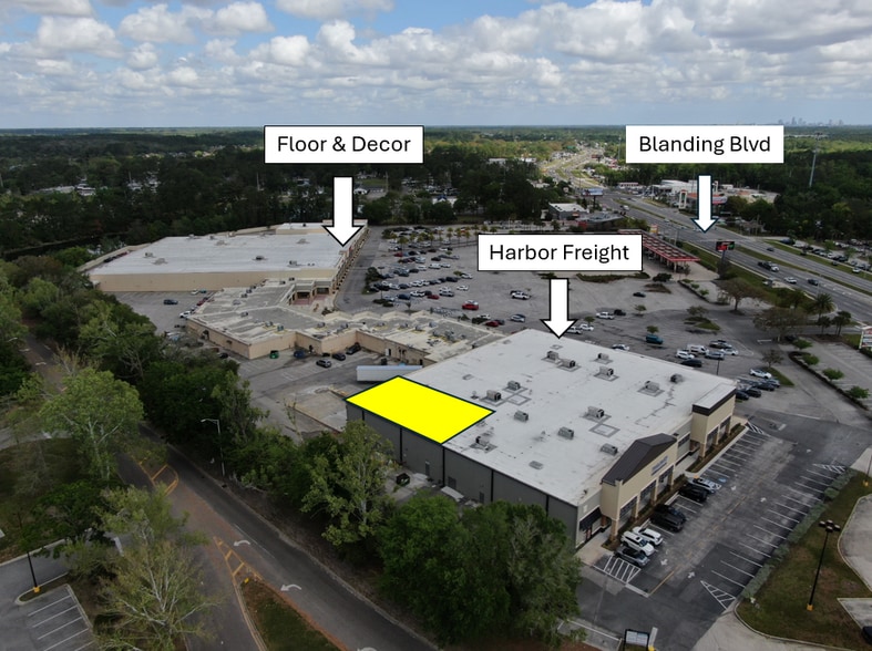 More Photos Of 8102 Blanding Blvd, Jacksonville Storefront For Lease