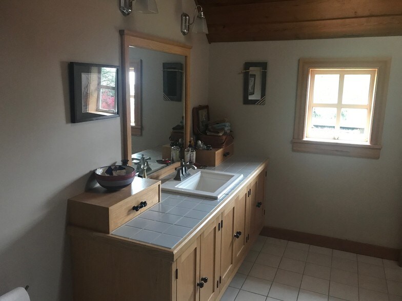 More Photos Of 18527 Beall Rd SW, Vashon Trailer Camper Park For Sale