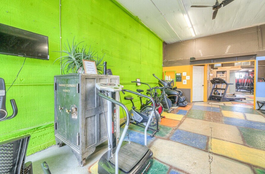 More Photos Of 110 E 5th St, Walsenburg Restaurant For Sale