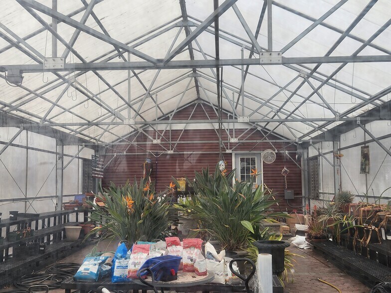 More Photos Of 434 Oakshade Rd, Shamong Garden Center For Sale