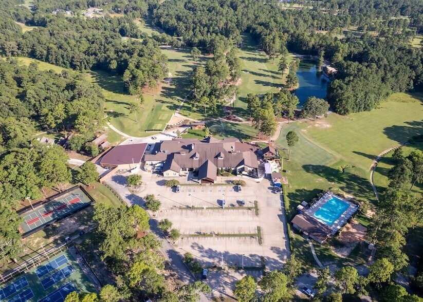 Primary Photo Of 2376 Wingate Blvd, Brookeland Hotel For Sale