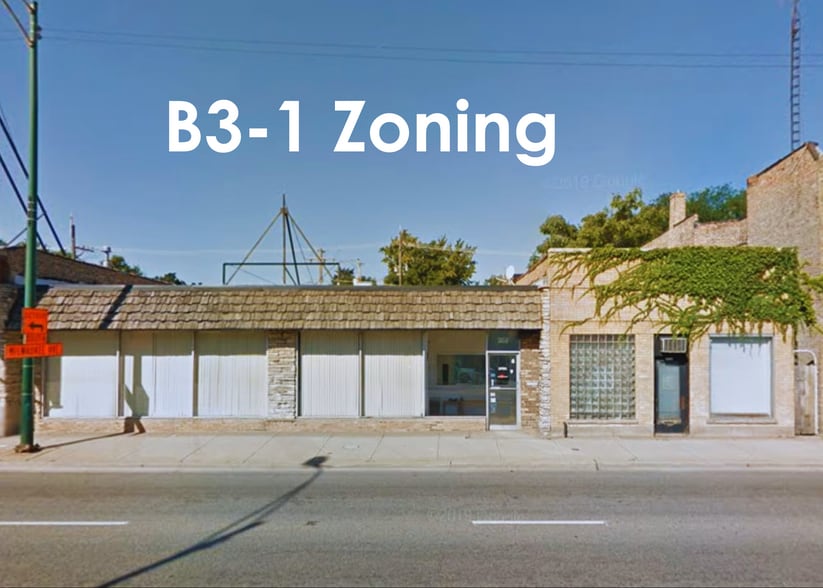 More Photos Of 3632-3652 N Cicero Ave, Chicago Showroom For Sale