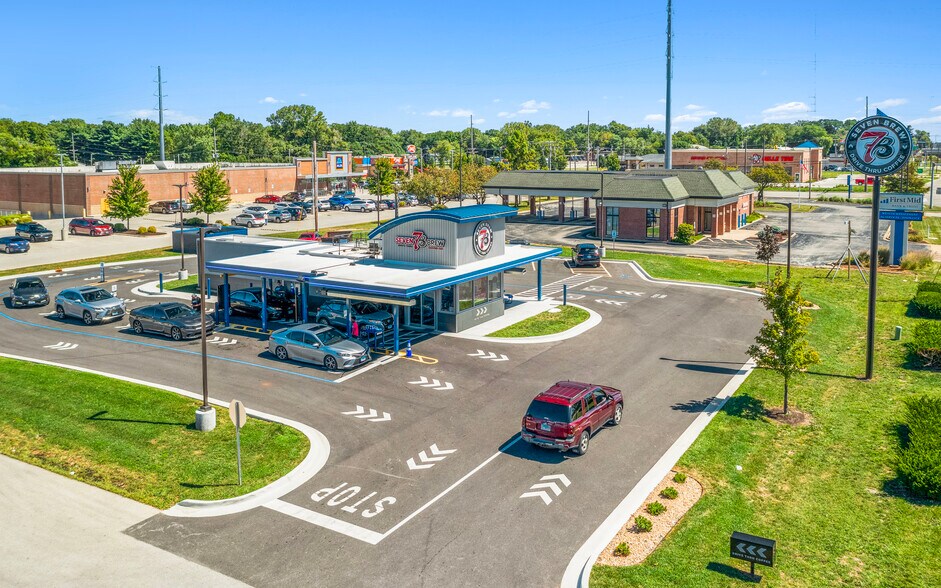 More Photos Of 550 E Pershing Rd, Decatur Freestanding For Sale