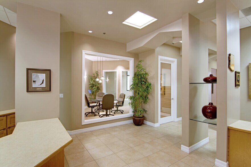 More Photos Of 2169 E Warner Rd, Tempe Office For Sale