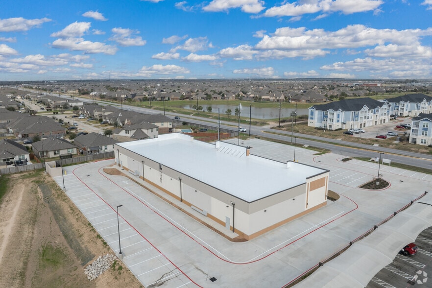 More Photos Of 23151 Clay Rd, Katy Storefront For Lease